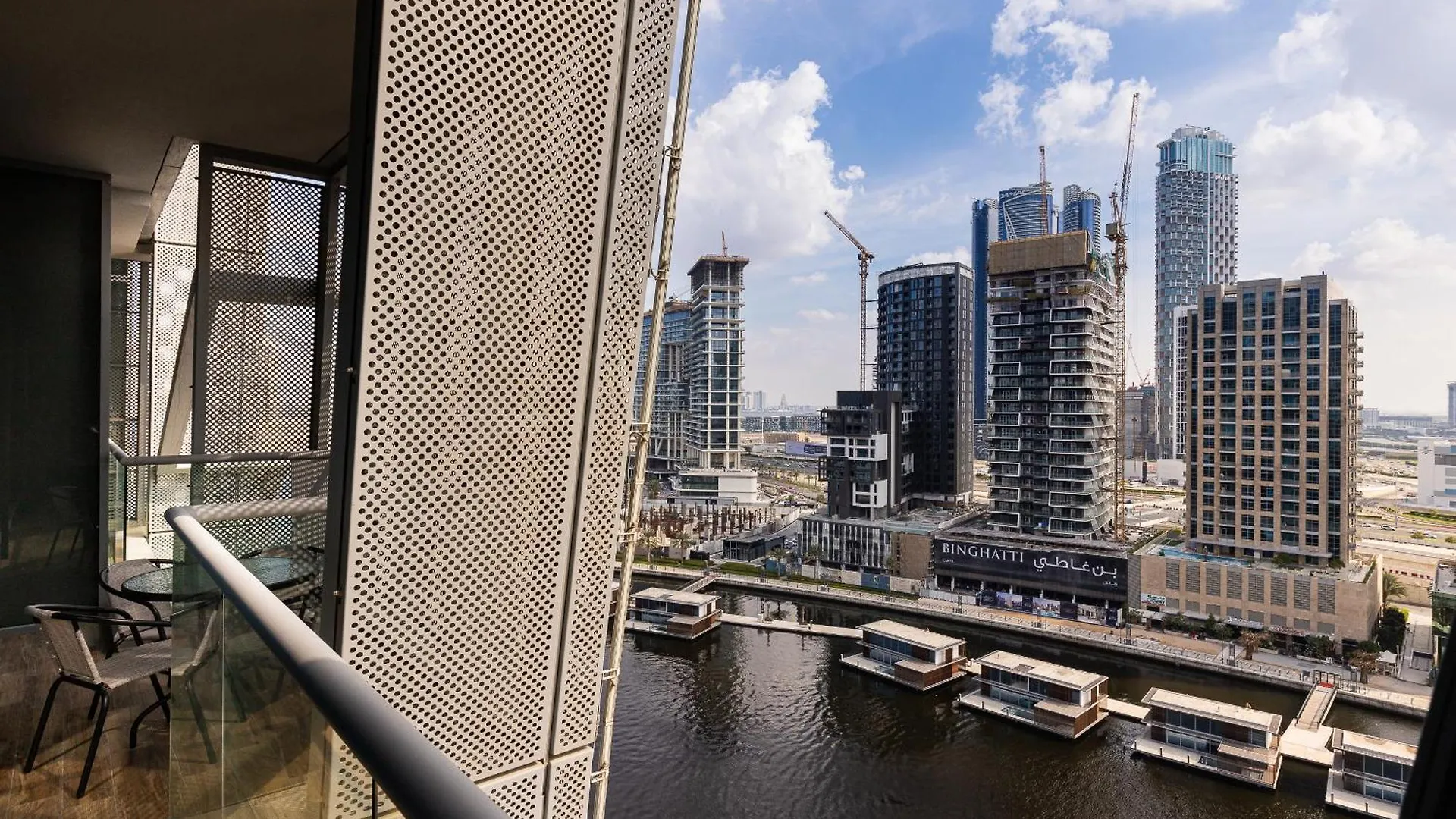 Appartamento Simply Comfort In J One Tower Dubai