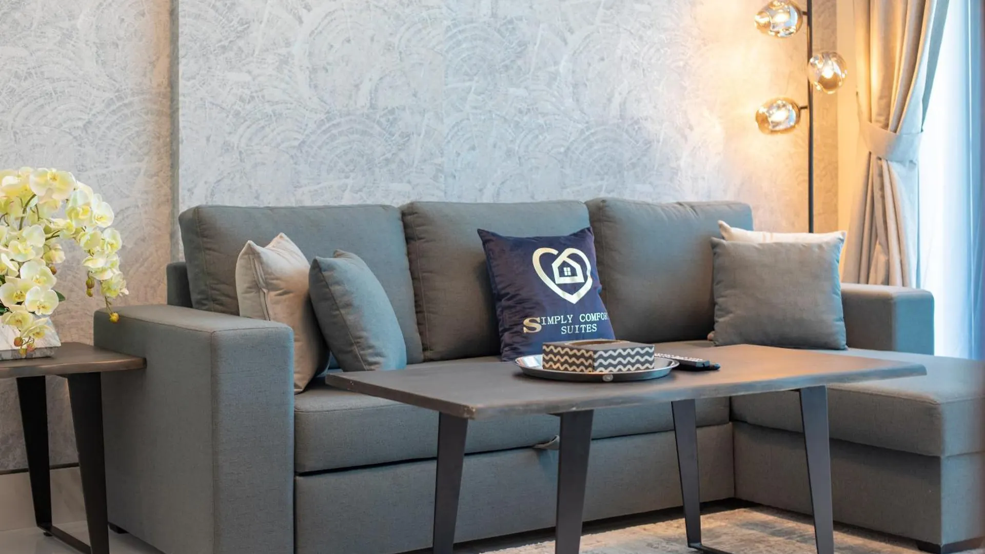 Simply Comfort In J One Tower Dubai