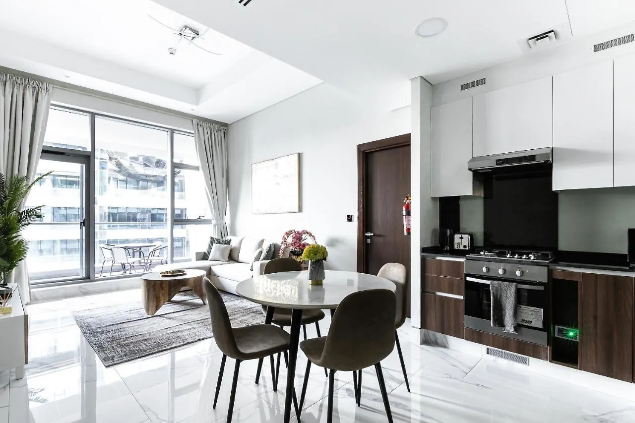 Apartment Simply Comfort In J One Tower Dubai