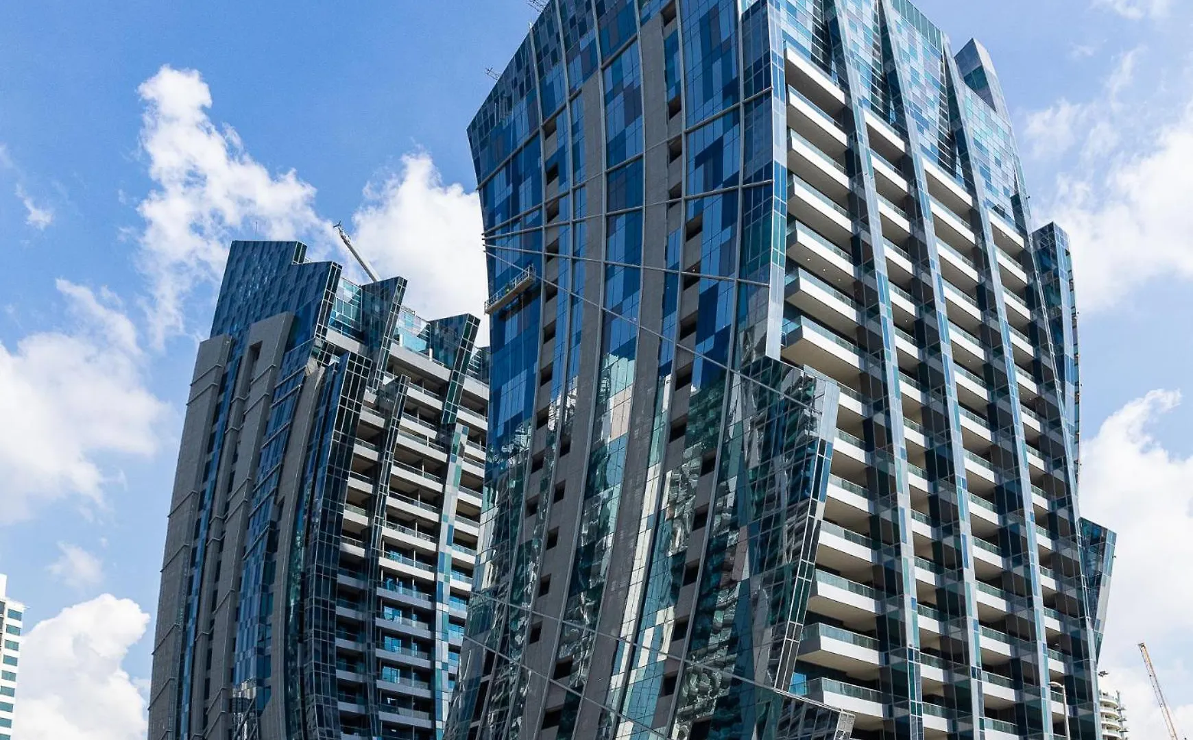 Apartment Simply Comfort In J One Tower Dubai