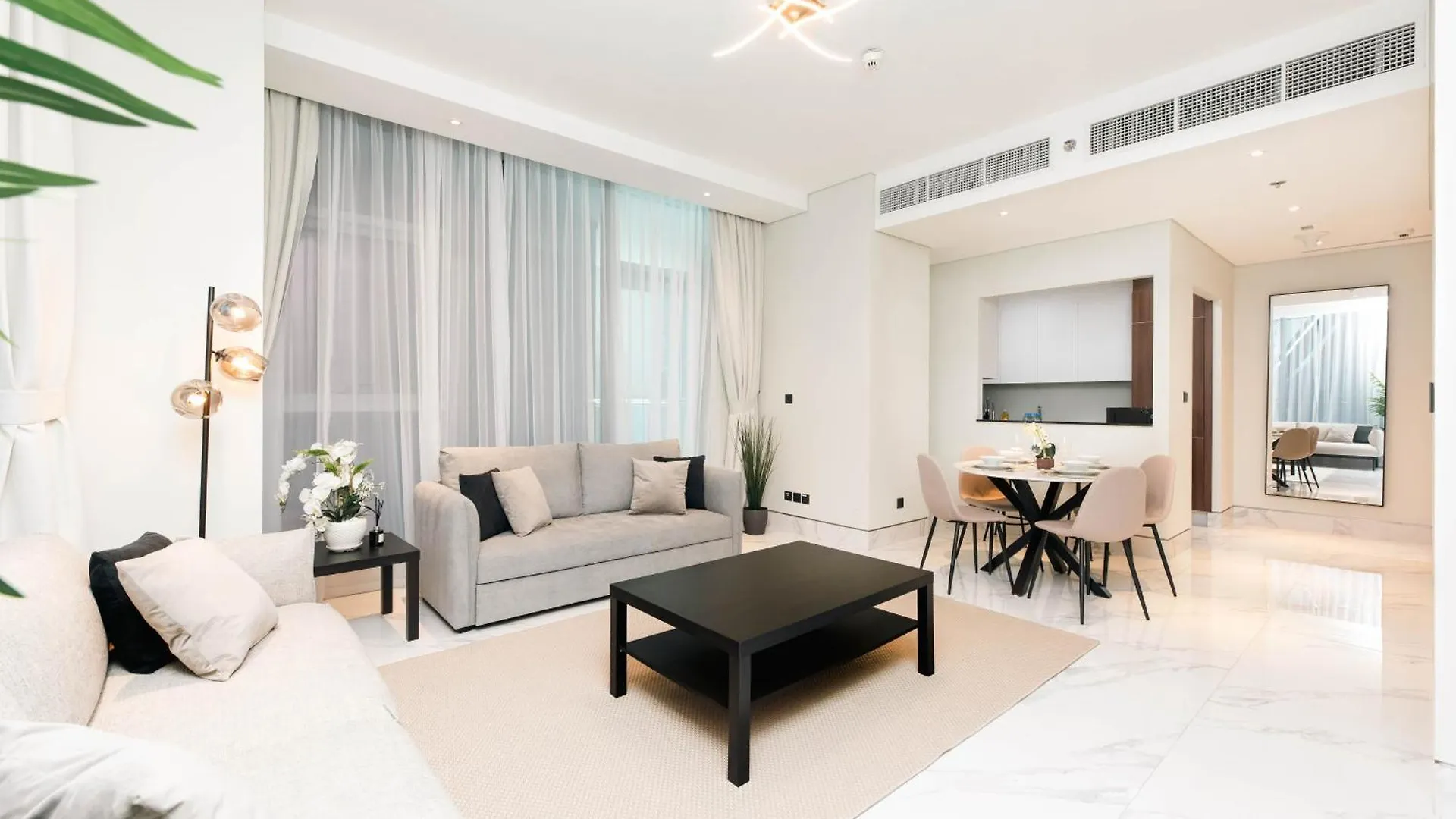 Simply Comfort In J One Tower Dubai
