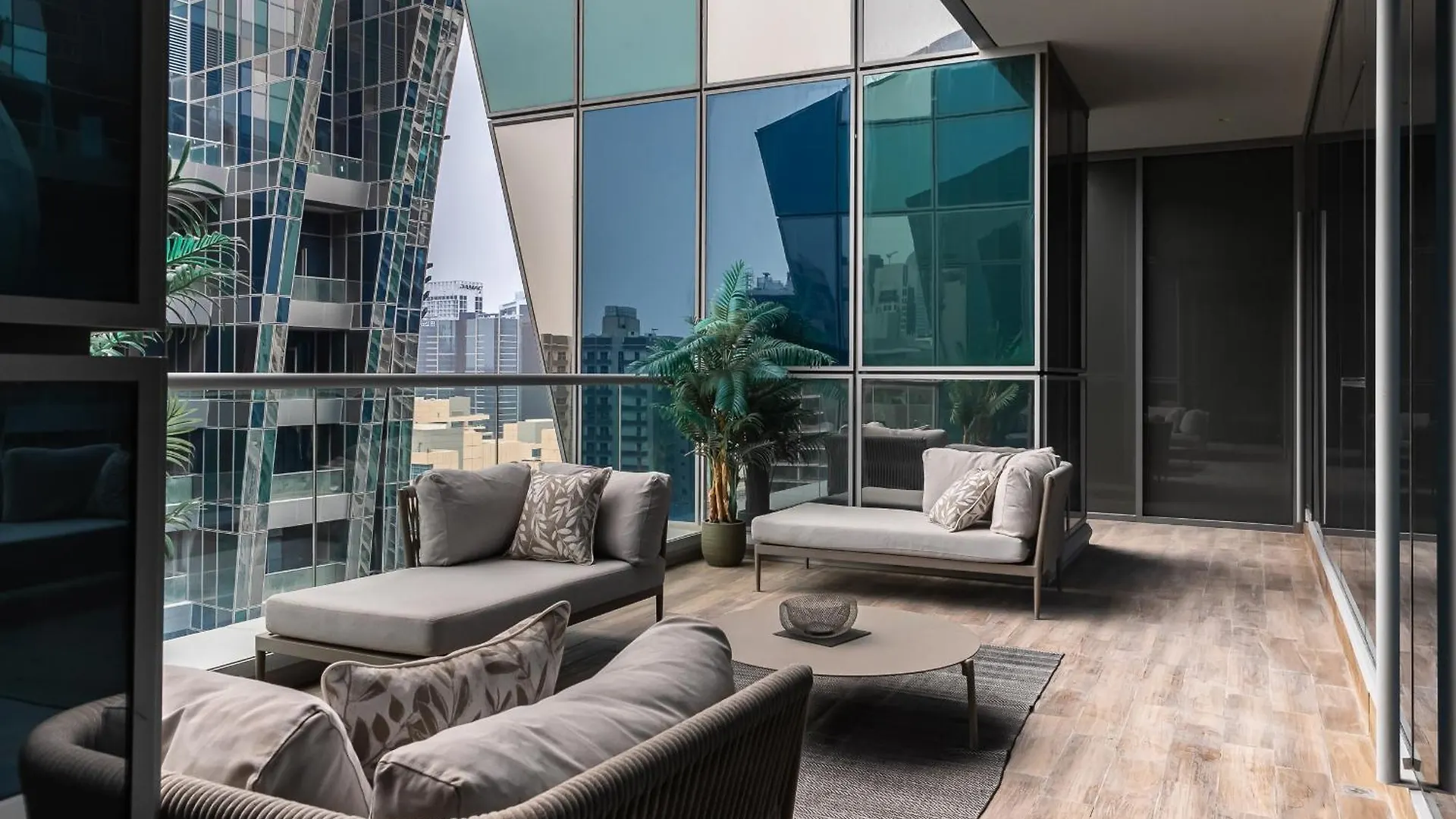 Simply Comfort In J One Tower Dubai