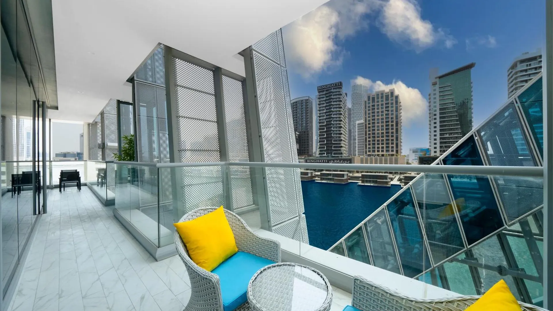 Apartment Simply Comfort In J One Tower Dubai