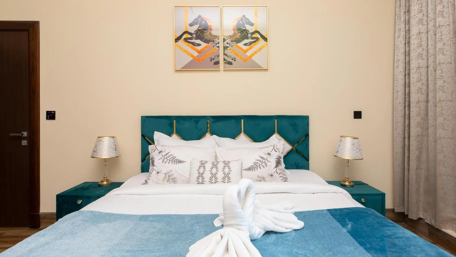 Simply Comfort In J One Tower Dubai