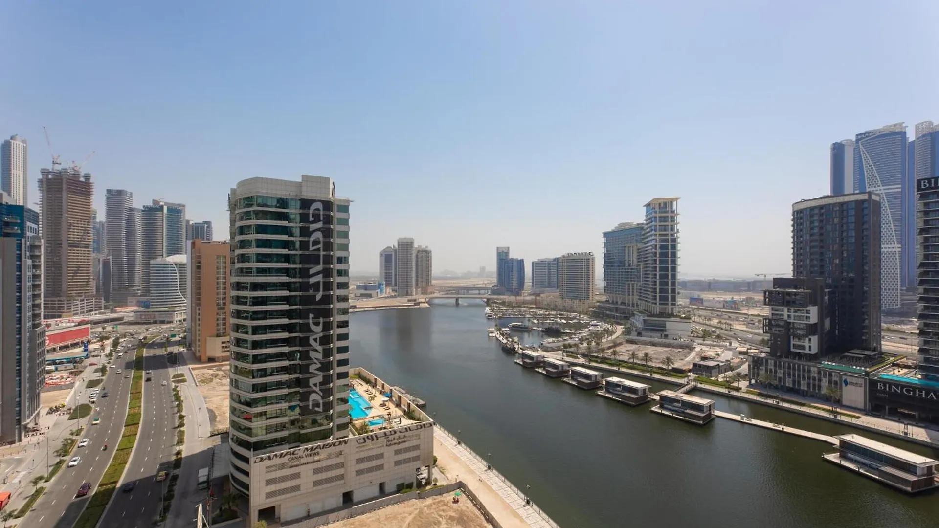 Simply Comfort In J One Tower Dubai Apartment
